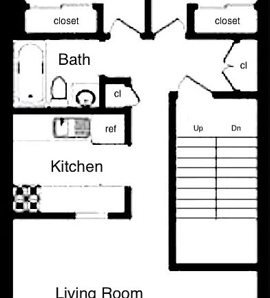 2nd image of 67 E 119th St #2