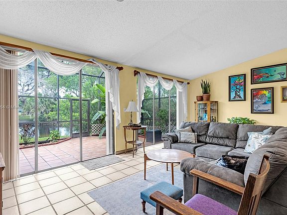 4th image of 3761 Alcantara Ave #A-79