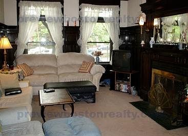 2nd image of 1904 Beacon St #205
