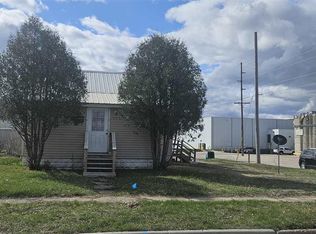 500 6th St SW, Waseca, MN 56093