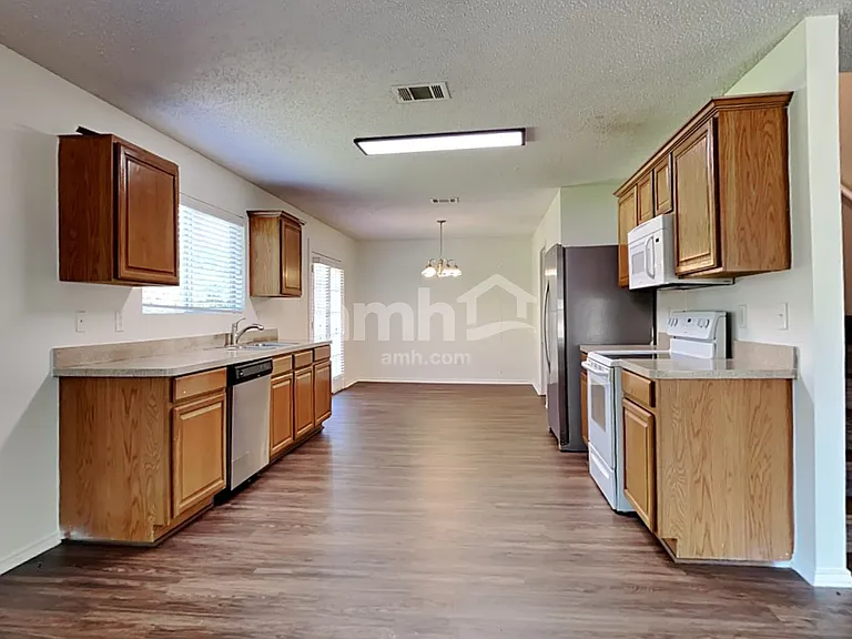 8021 Colbi Ln — Photo 4