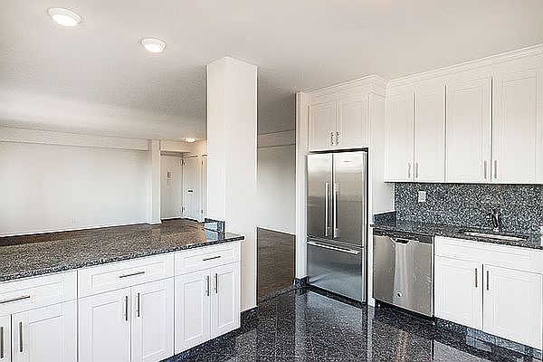 1st image of 401 E 86th St APT 20B