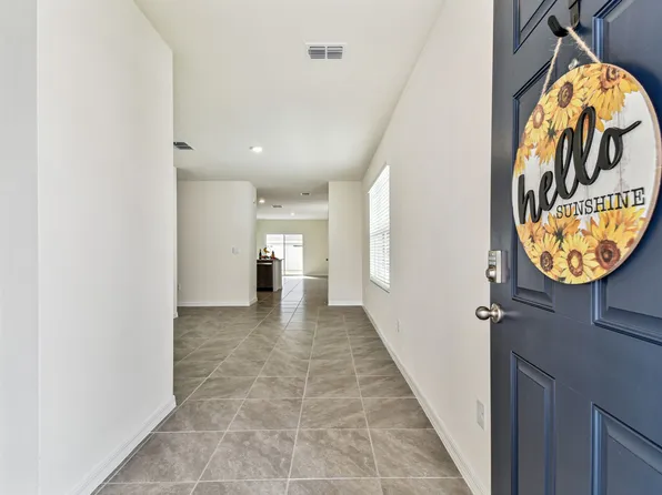 5682 Castle Cary Row, Wesley Chapel, FL 33545