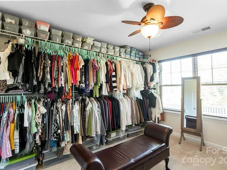 5009 Mockernut Ln — Photo 16