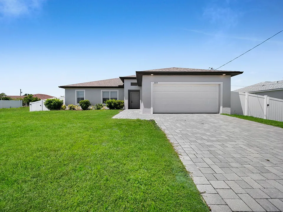 2835 NW Embers Ter