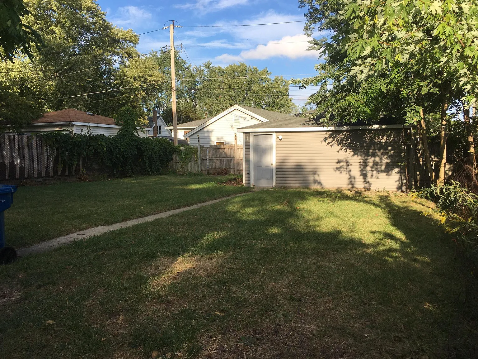 14643 Millard Ave — Photo 2