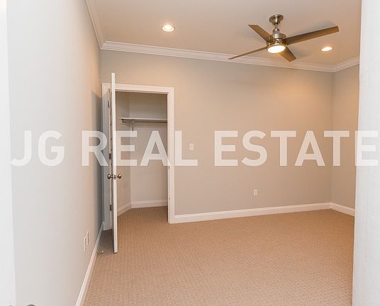 3rd image of 802 N Delaware Ave #214