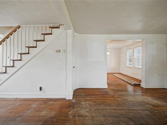 2nd image of 1317 Bells Rd