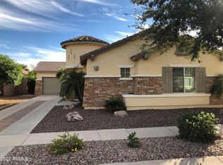 941 E Cherry Hills Dr, Chandler, AZ 85249