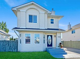 7901 SW Westpointe Dr, Grande Prairie, AB T8W 2T9