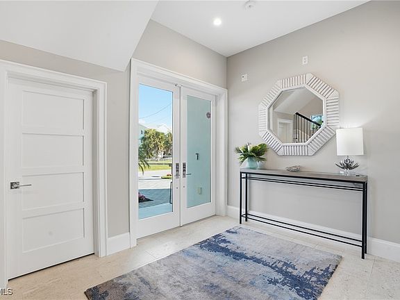 3rd image of 27828 Forester Dr