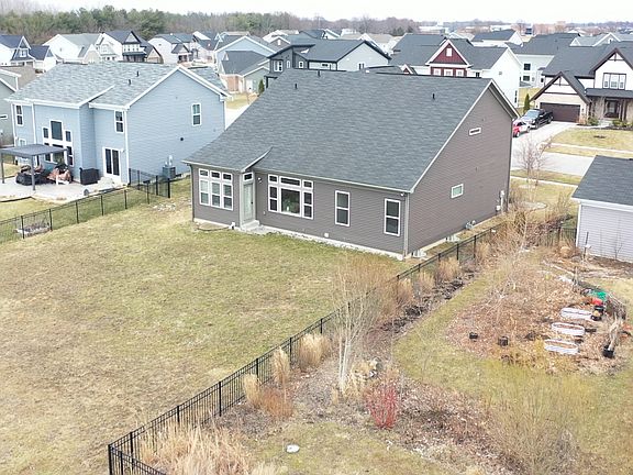 4th image of 7824 Sunset Ridge Pkwy