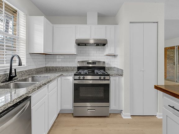 5th image of 5314 Hazelgrove Dr