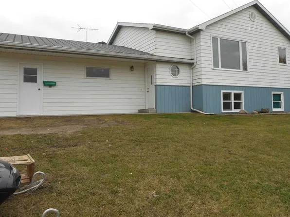 110 5th St SW, Sawyer, ND 58781