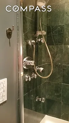 Rented by Compass | media 28