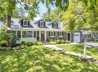 3 Kimball St, Chatham, NJ 07928