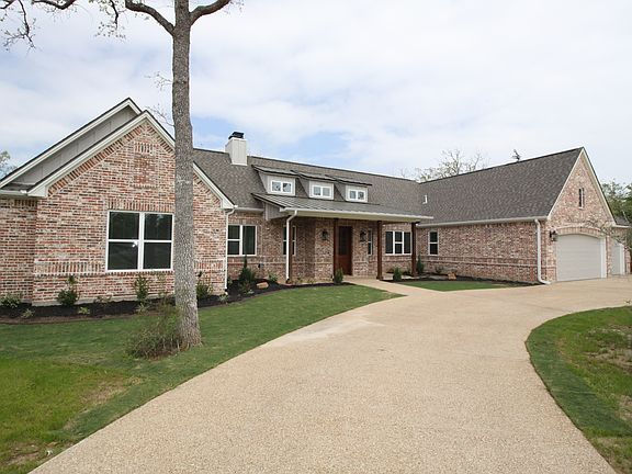 2nd image of 18141 Saddle Creek Drive