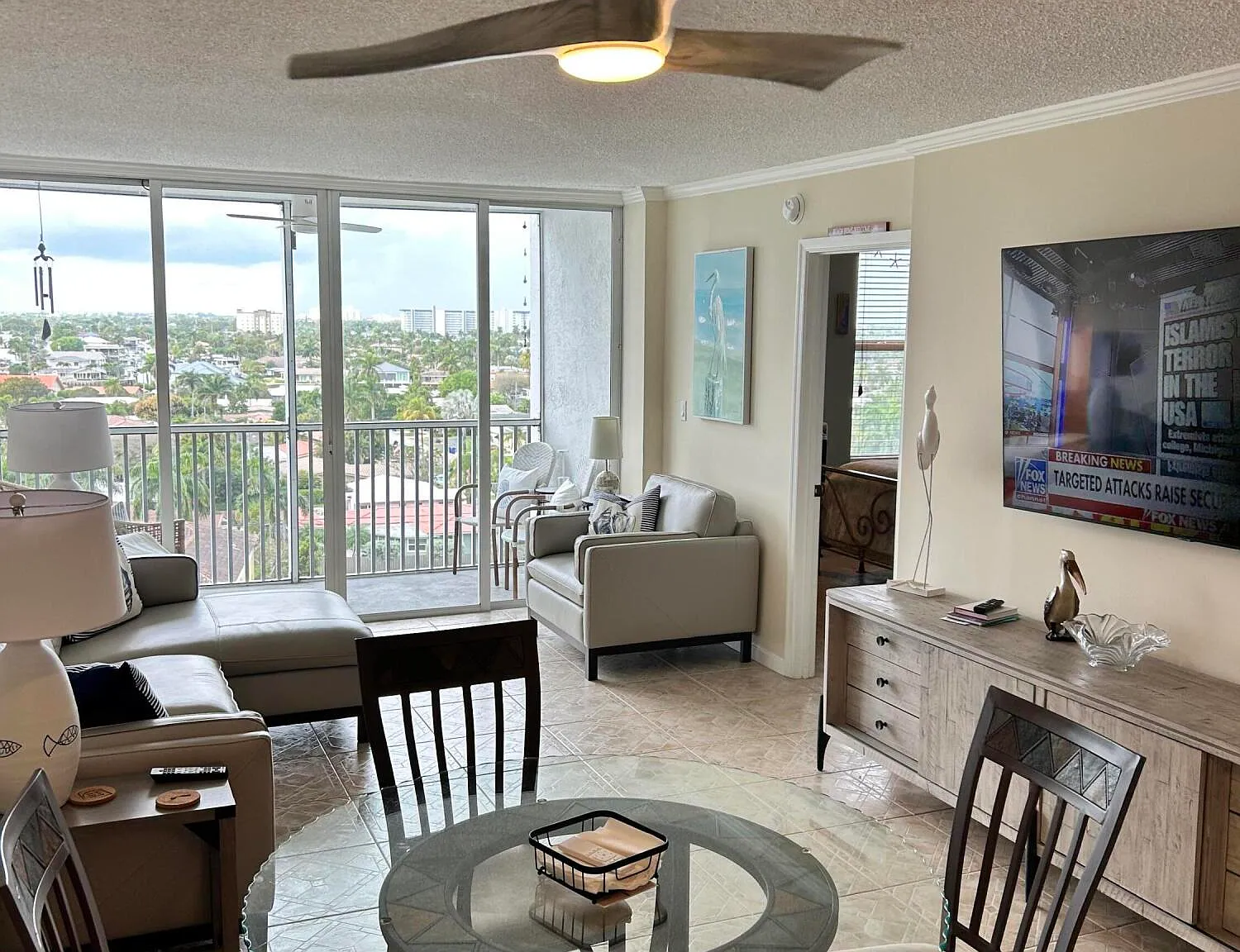 Delphi Towers Condo — Photo 1