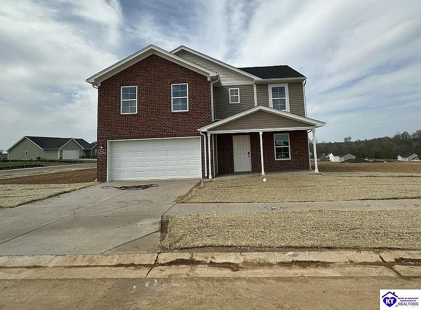 1st image of 562 Pinehurst Dr