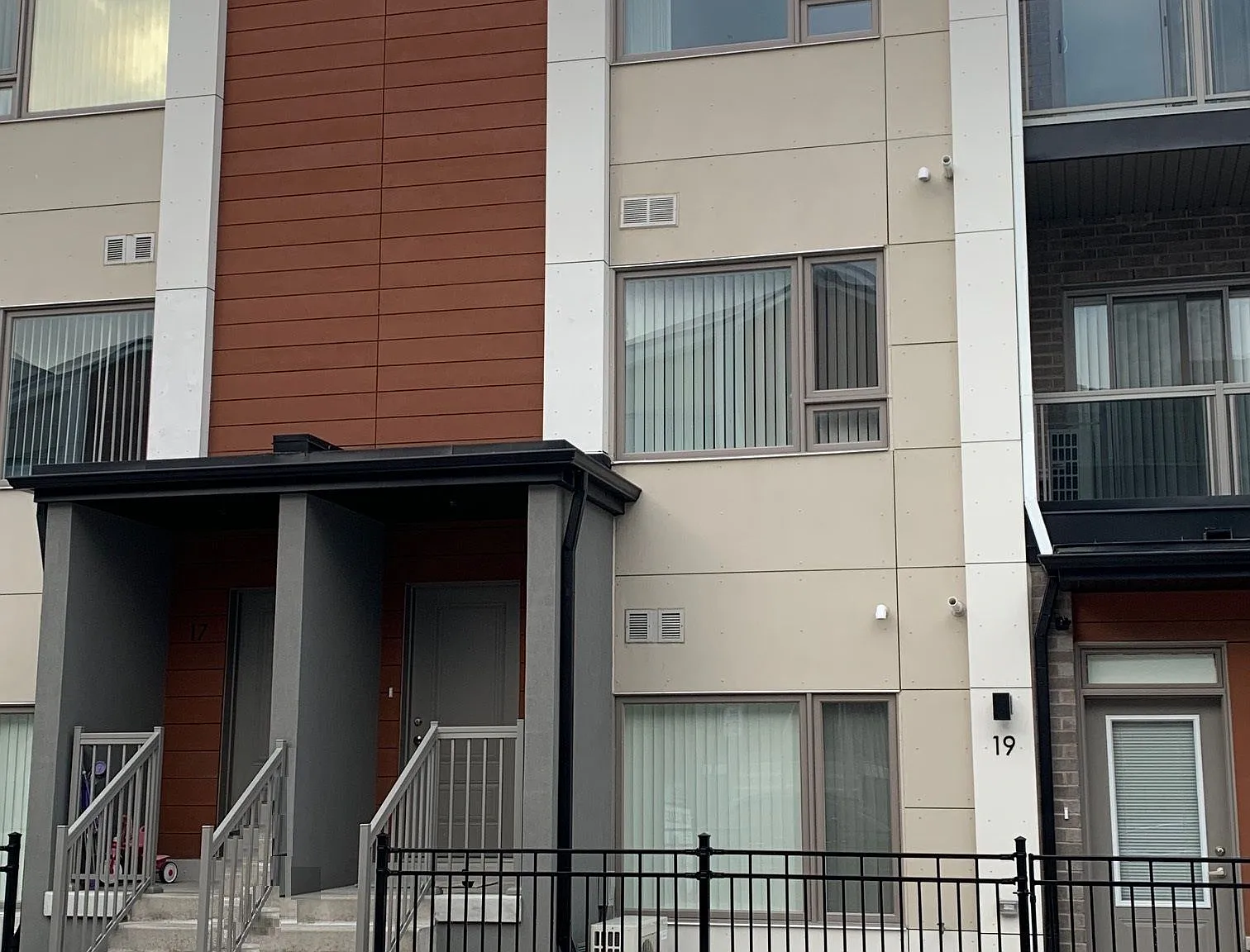 2 bed, $2,600 — Photo 1