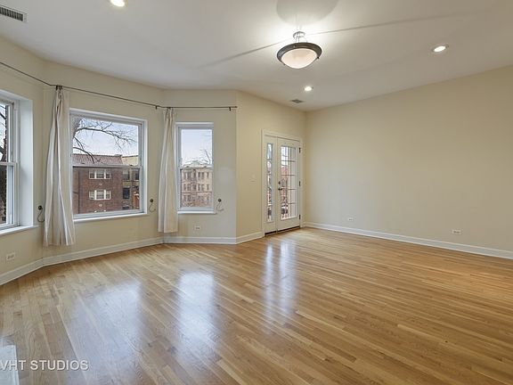 4th image of 5529 S Cornell Ave #3S