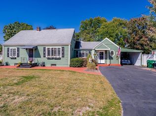 18 Worthington St, Chicopee, MA 01020