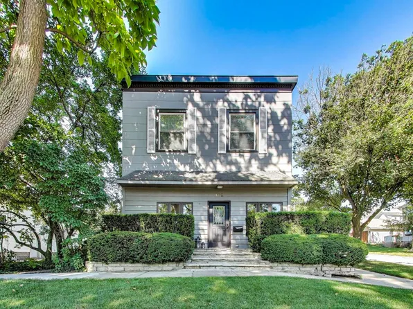 102 S Quincy St, Hinsdale, IL 60521