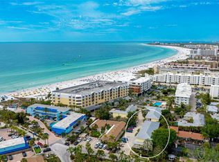 6732 Sarasea Cir UNIT 202C, Sarasota, FL 34242