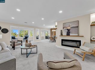 2825 Ptarmigan Dr APT 3, Walnut Creek, CA 94595