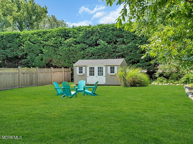 289 Osborne Ave — Photo 31
