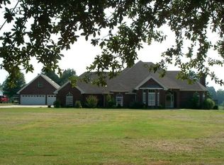 6780 Walsh Rd, Millington, TN 38053