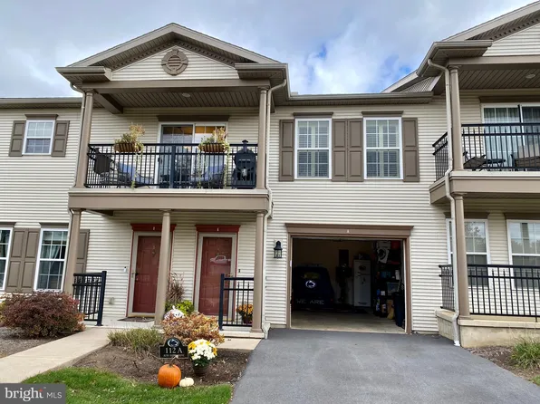 112 Alma Mater Dr #A, State College, PA 16803