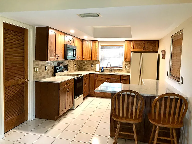 6212 Emerson Ave — Photo 7