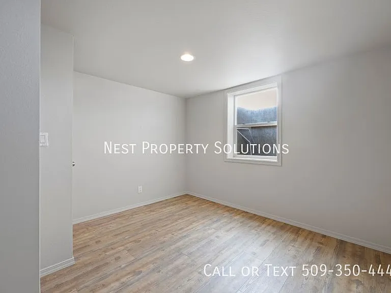 223 5th Ave SE #B — Photo 14