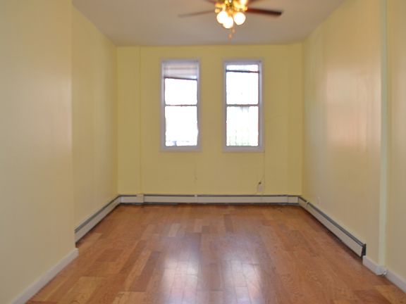 2nd image of 508 Throop Ave APT 1