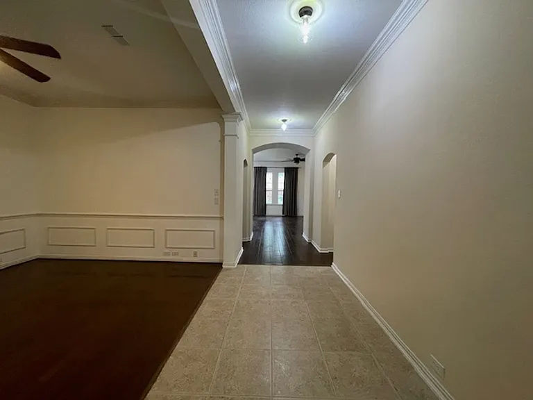 8525 Hudson St — Photo 3
