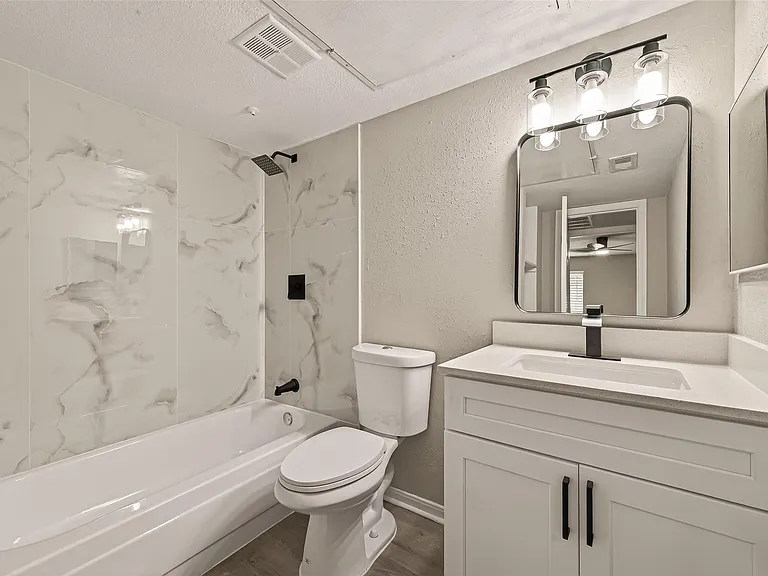 1860 White Oak Dr #311 — Photo 25