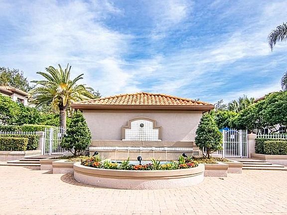 Fountain greeting you
