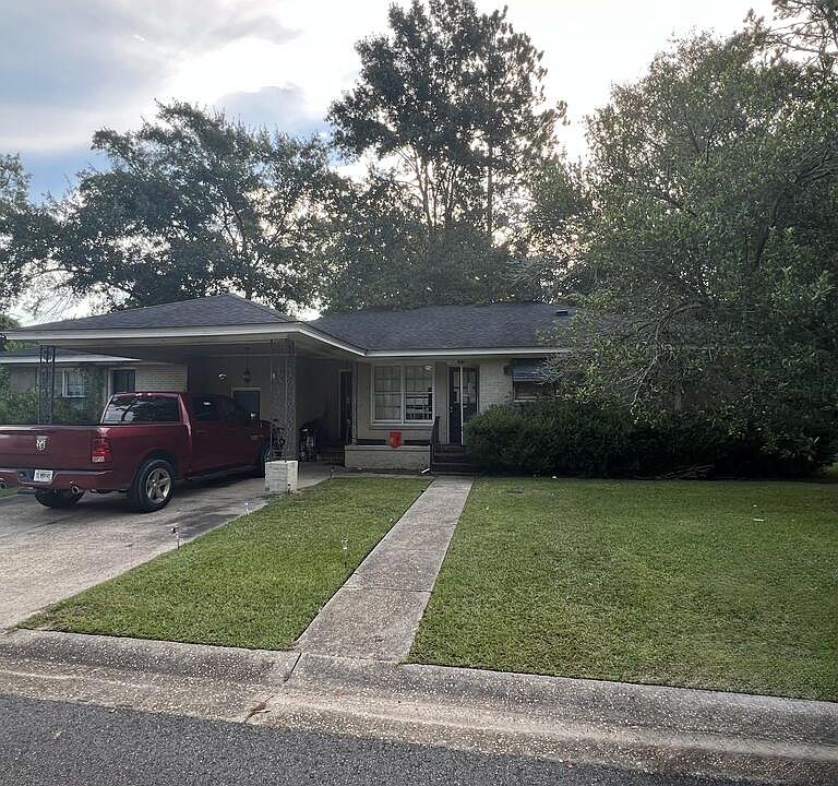 1st image of 801 E 17th Ave