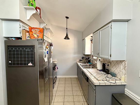 3rd image of 2733 E Contessa St