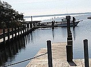 106 Sandpiper Dr, Newport, NC 28570