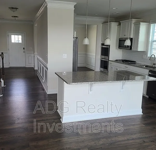1577 Cambria Ct — Photo 5