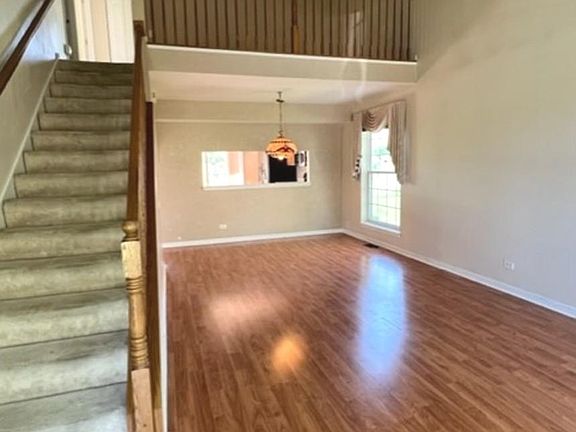 3rd image of 579 N Charter Hall Dr #579