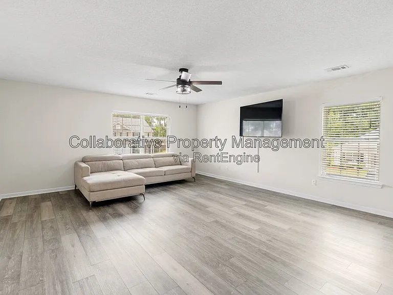 215 Tigers Paw Dr — Photo 21