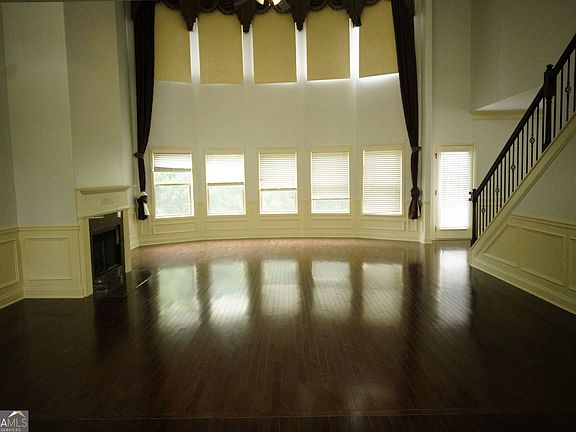 2nd image of 3653 Lake Estates Way