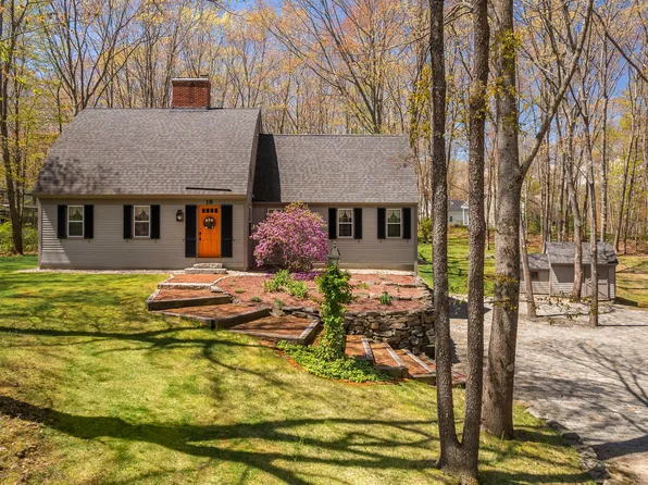 19 High Pasture Road, Kittery, ME 03905