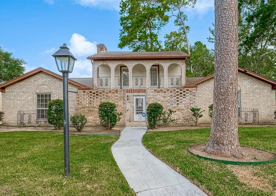 1st image of 4910 Fountainhead Drive