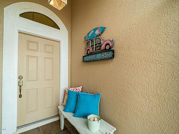 3rd image of 5731 Sea Lavender Pl