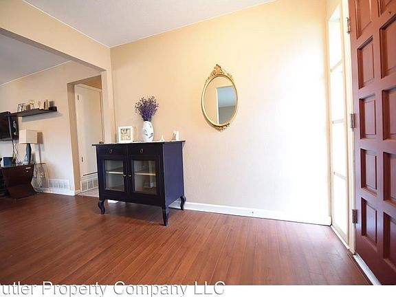 4th image of 518 Salem Dr