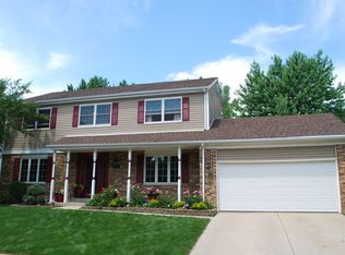 1613 Harvard Ave, Naperville, IL 60565